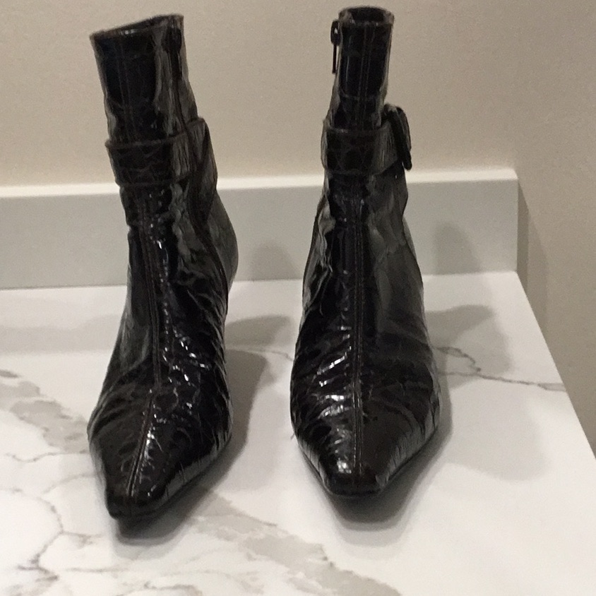 Stuart Weitzman Patent Crocodile Boots! Size 6